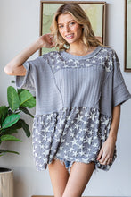 Load image into Gallery viewer, Oli &amp; Hali OVERSIZED Jacquard Star Print and Solid Color Baby Doll Top in Grey
