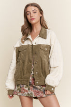 Load image into Gallery viewer, J.nna &quot;Queen Kitty&quot; Print Vintage Style Aviator Jacket in Olive Cream
