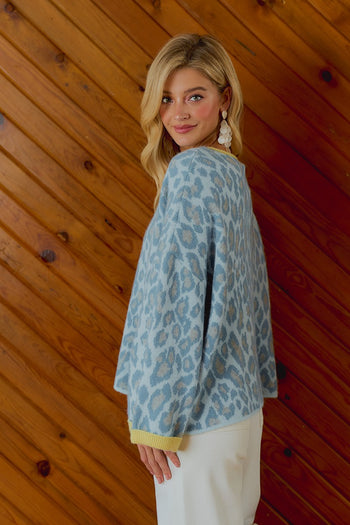 BiBi Soft Leopard Contrast Sweater in Light Blue/Lemon