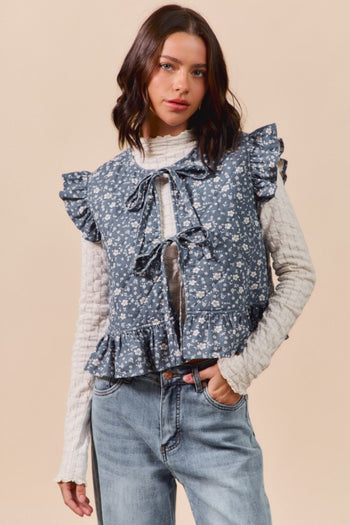 So Me Floral Print Quilted Vest in Blue