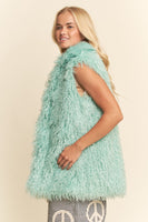 Davi & Dani Shaggy Faux Fur Vest in Mint