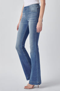 Cello Jeans Pull On Flared Jeggings in Medium Wash