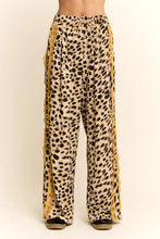 Load image into Gallery viewer, Davi &amp; Dani Leopard Pants with Contrasting Lace Stripe in Taupe Leopard
