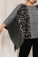 Load image into Gallery viewer, Oddi OVERSIZED Color Block Mixed Animal Print Top in Grey
