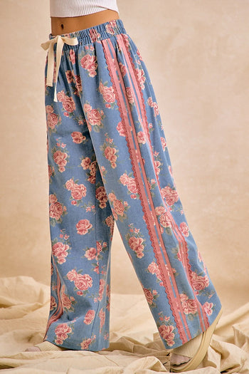 BiBi Floral Washed Denim Lace Contrast Side Pants in Denim