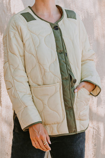 Oddi Solid Color Lightweight Jacket with Contrasting Trim in Sage Green