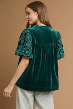 Load image into Gallery viewer, Umgee Solid Color Top with Embroidered Sleeves in Emerald Green
