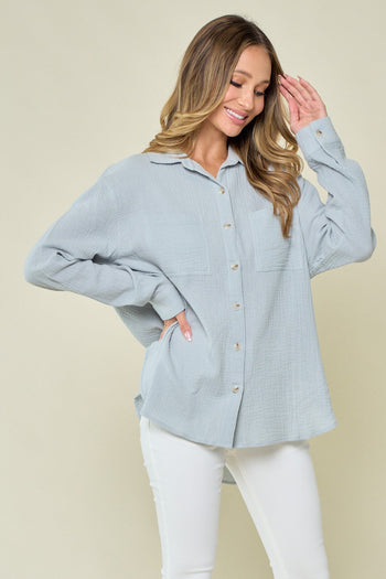 Wisteria Lane Solid Color Textured Gauze Top in Baby Blue