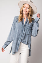 Load image into Gallery viewer, Easel Mineral Washed Tunic Shirt in Navy  Easel   
