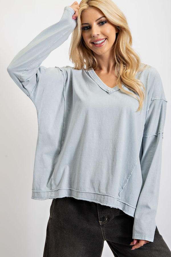 Easel Mineral Washed Top in Cloud Blue Top Easel   