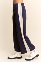 Load image into Gallery viewer, Davi &amp; Dani Side Stripe Wide Leg Pants in Navy Mint
