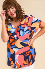 Load image into Gallery viewer, Umgee Short Sleeve Abstract Print Top in Navy Mix Top Umgee   
