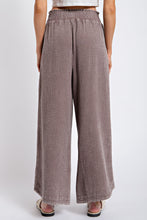 Load image into Gallery viewer, Easel Cotton Gauze Pants in Mocha Pants Easel   
