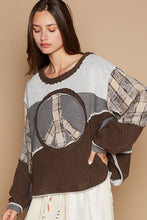 Load image into Gallery viewer, POL Long Sleeve Peace Emblem Top in Heather Charcoal
