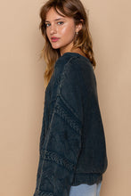 Load image into Gallery viewer, POL OVERSIZED Textured Vintage Washed Sweater in Navy
