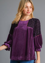 Load image into Gallery viewer, Umgee Velvet Animal Print Burnout Top in Eggplant
