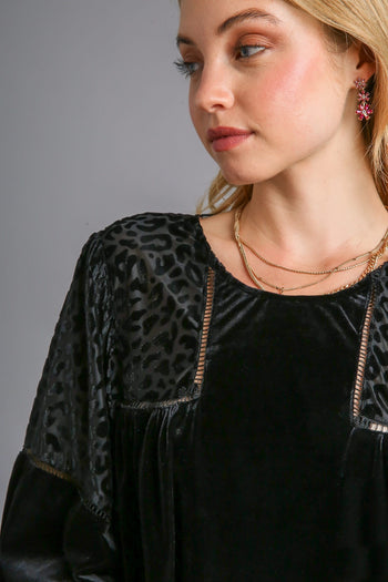 Umgee Velvet Animal Print Burnout Top in Black