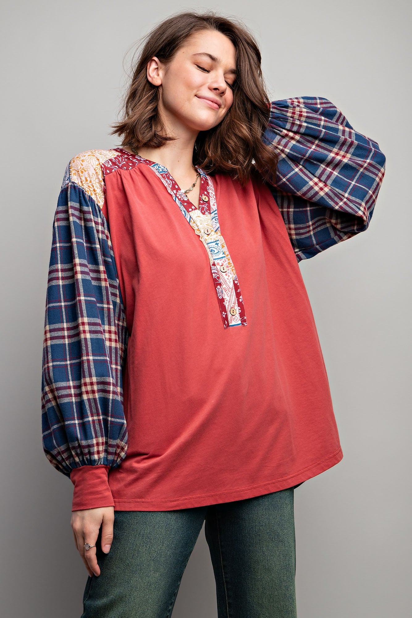 Easel Mix and Match Print Henley Top in Dried Rose June Adel