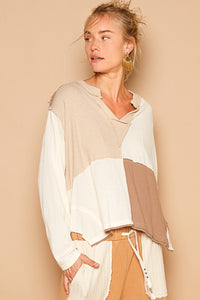 POL Color Block and Contrasting Fabric Top in Cream/Beige