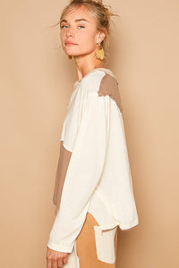 POL Color Block and Contrasting Fabric Top in Cream/Beige