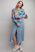 Load image into Gallery viewer, Easel Floral Print Top in Teal Shirts &amp; Tops Easel   
