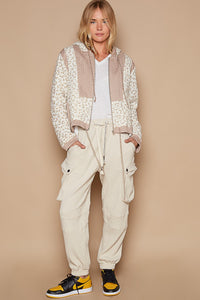 POL Quilted Double Gauze Floral Print Jacket in Ivory/ Beige Multi