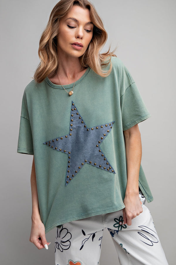Easel Short Sleeve Star Patch Top in Moss Shirts & Tops Easel   