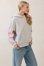 Load image into Gallery viewer, Veveret Sweatshirt Hoodie With Patchwork Sleeve Detail in Pink
