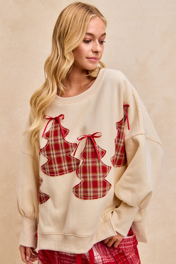 BiBi OVERSIZED Sweatshirt with Vintage Plaid Trees in Cream/Red Plaid
