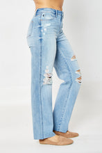 Load image into Gallery viewer, Judy Blue High Rise 90&#39;s Destroyed Straight Fit Jeans in Medium
