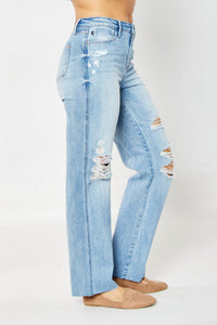 Judy Blue High Rise 90's Destroyed Straight Fit Jeans in Medium