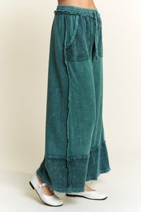 J.Her Contrasting Fabric Wide Leg Pants in Midnight Green