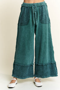 J.Her Contrasting Fabric Wide Leg Pants in Midnight Green