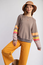 Load image into Gallery viewer, Easel Loose Fit Terry Knit Top with Colorblock Sleeves in Mocha
