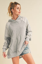 Load image into Gallery viewer, Aemi + Co Deb Hoodie Top in Heather Grey
