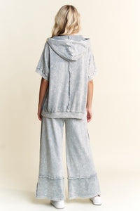 J.Her Contrasting Fabric Wide Leg Pants in Silver Grey