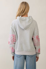 Load image into Gallery viewer, Veveret Sweatshirt Hoodie With Patchwork Sleeve Detail in Pink
