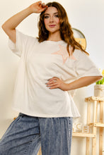 Load image into Gallery viewer, BlueVelvet Star Patched Top in White-Coral
