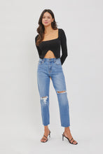 Load image into Gallery viewer, Cello Jeans High Rise Ankle Length Mom Jeans in Medium Denim
