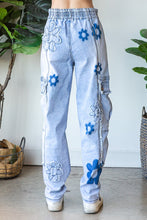 Load image into Gallery viewer, Oli &amp; Hali Daisy Cargo Denim Pants Pants Oli &amp; Hali   
