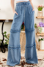 Load image into Gallery viewer, BlueVelvet Denim Pants With Ruffle Band Details
