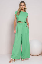 Load image into Gallery viewer, Hailey &amp; Co Textured Open Front Jumpsuit in Kelly Green
