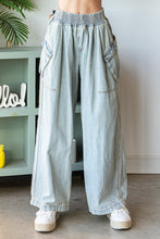 Load image into Gallery viewer, Oli &amp; Hali Wide Leg Cargo Jeans in Light Denim Pants Oli &amp; Hali   

