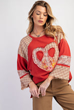 Load image into Gallery viewer, Easel Cotton Terry Knit Top with Heart Patch in Crimson
