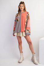 Load image into Gallery viewer, Easel Color Block Thermal Top with Daisy Patch in Coral Combo
