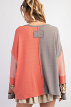 Load image into Gallery viewer, Easel Color Block Thermal Top with Daisy Patch in Coral Combo
