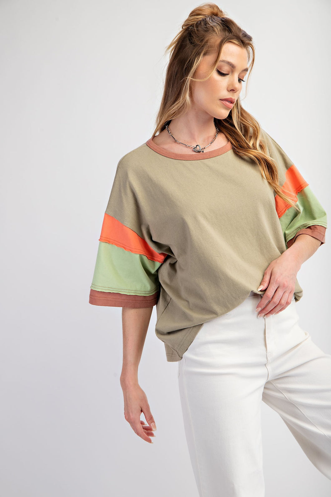 Easel Color Block Sleeves Top in Sage