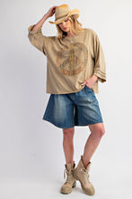 Load image into Gallery viewer, Easel Cotton Jersey Top with Peace Sign Patch Front in Olive
