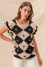 Load image into Gallery viewer, So Me Contrasting Colors Argyle Pattern Sweater Top in Oatmeal/Black
