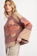 Load image into Gallery viewer, Easel Color Block Top with Flower Patch in Red Bean
